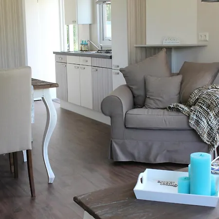 Comfortable With Microwave, Alkmaar At 15km
